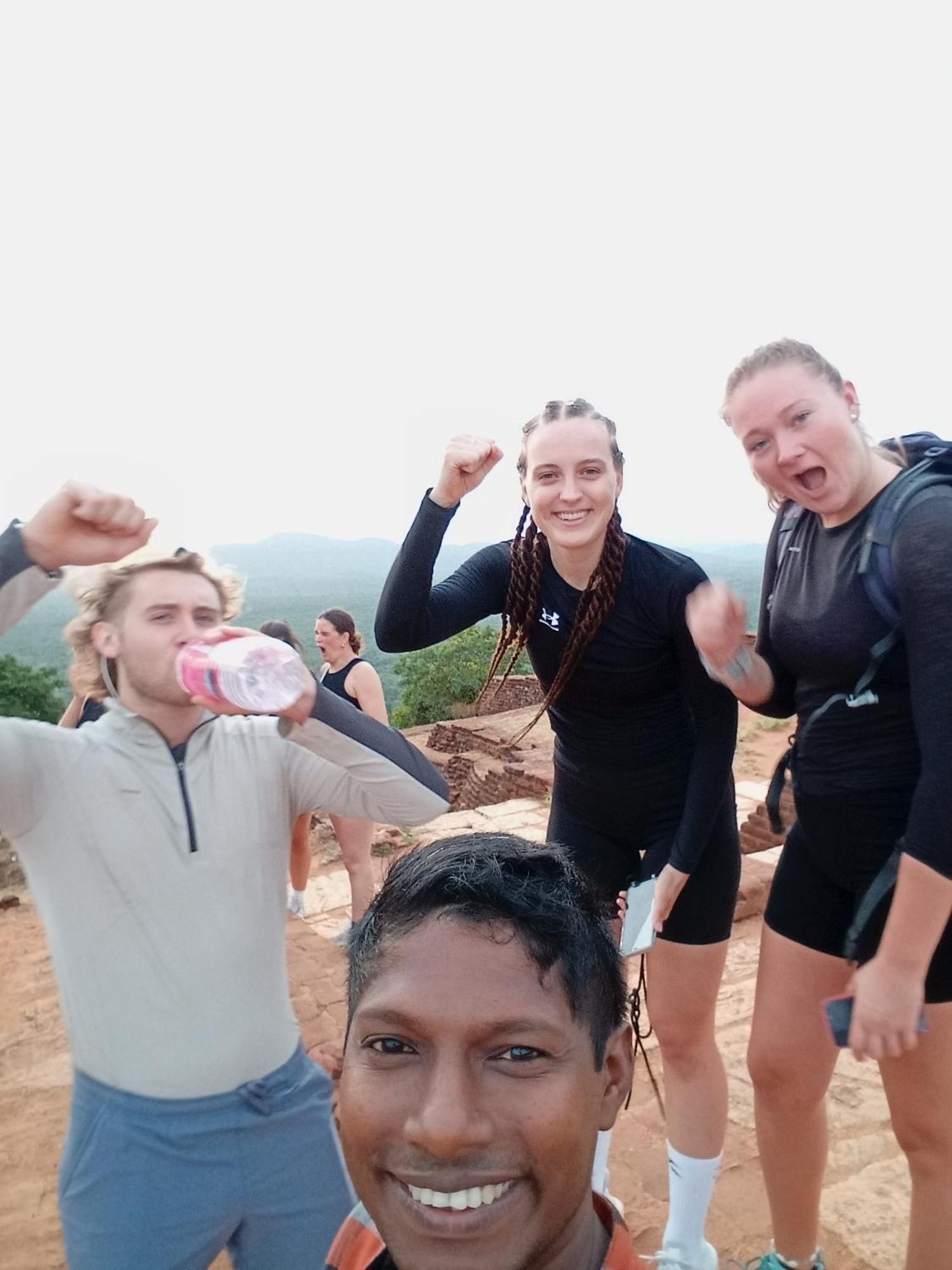 Sigiri Hunter & & Guide Homestay Sigiriya